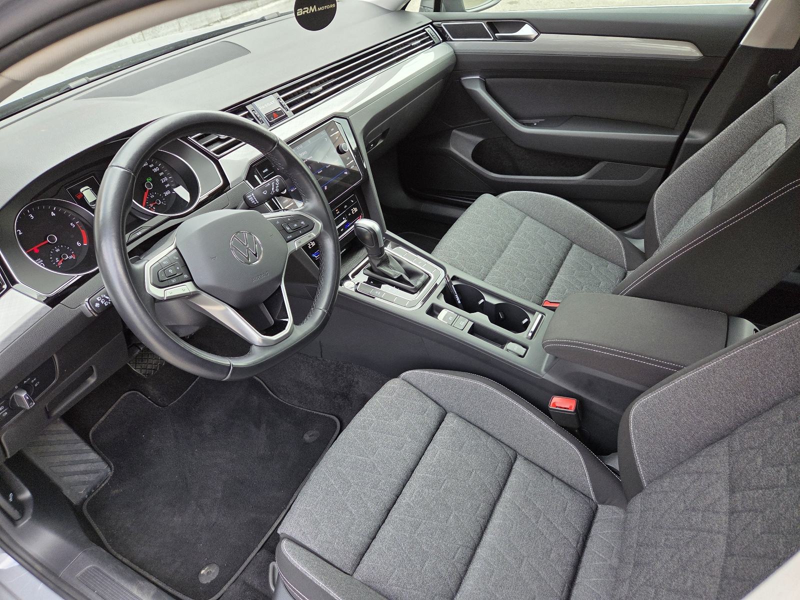 VW Passat Variant 2,0 TDI BMT DSG Elegance --2023.g.--42.500km--, fotografija 9