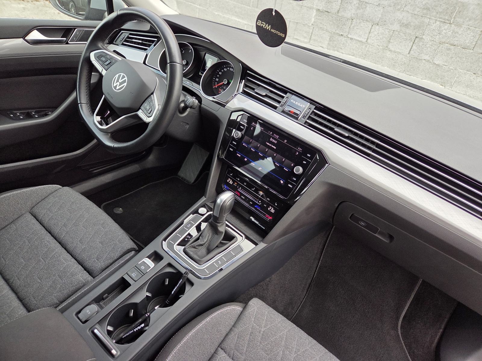 VW Passat Variant 2,0 TDI BMT DSG Elegance --2023.g.--42.500km--, fotografija 17
