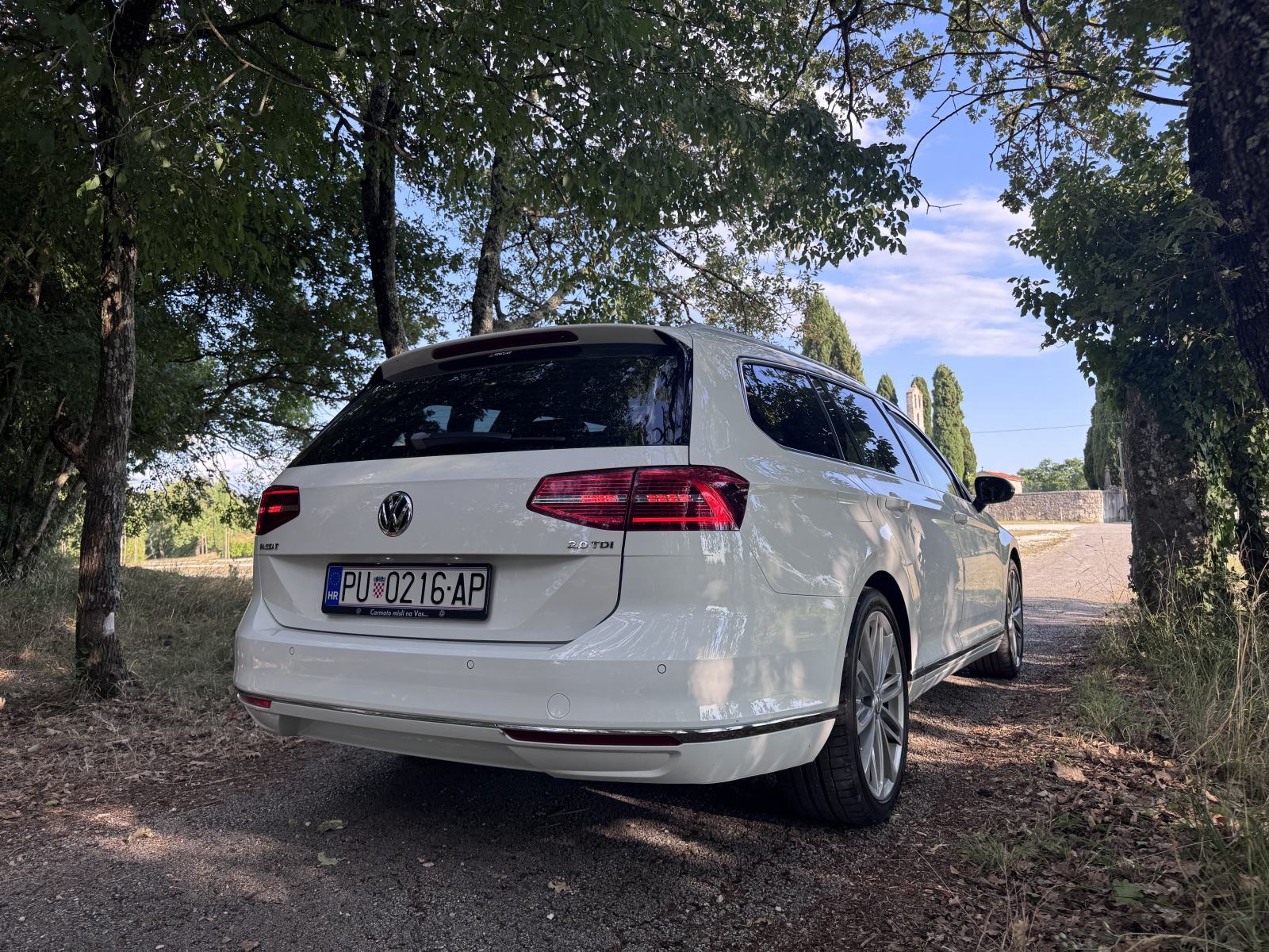 VW Passat Variant 2,0 TDI BMT, fotografija 5