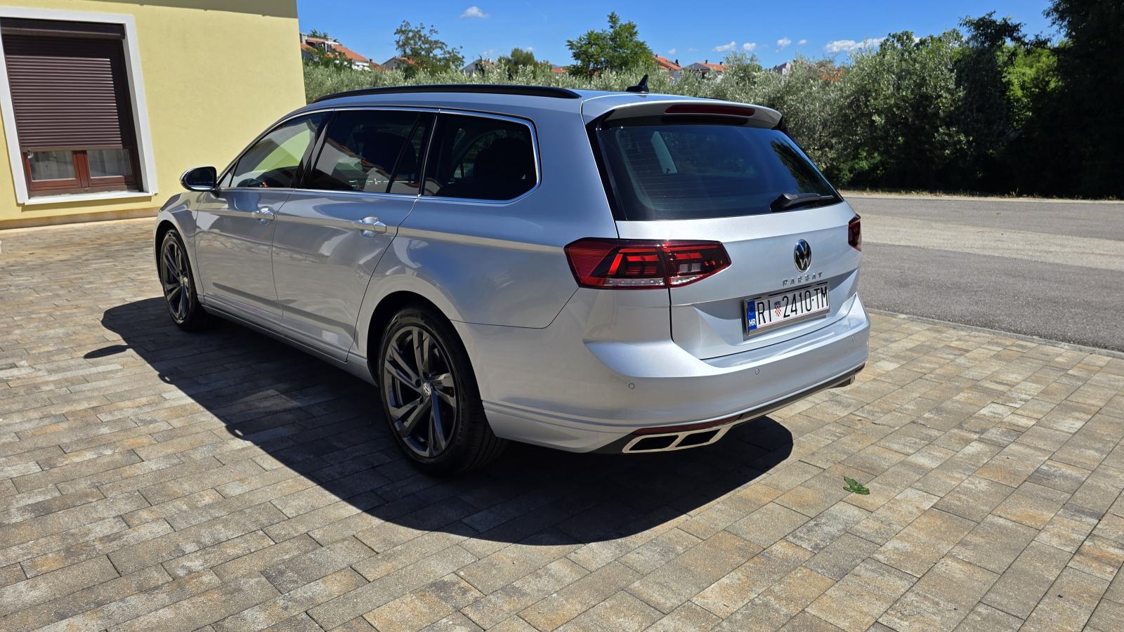 VW Passat Variant 2,0 TDI BUSINESS DSG 110KW ZAGREB-KRK, fotografija 5