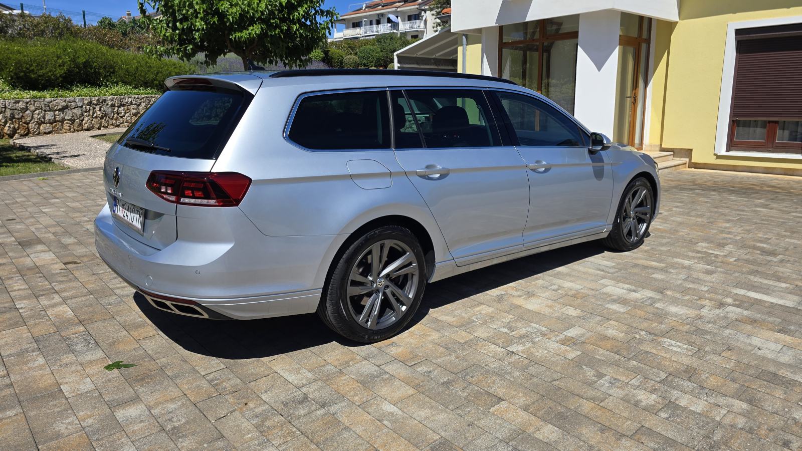 VW Passat Variant 2,0 TDI BUSINESS DSG 110KW ZAGREB-KRK, fotografija 3