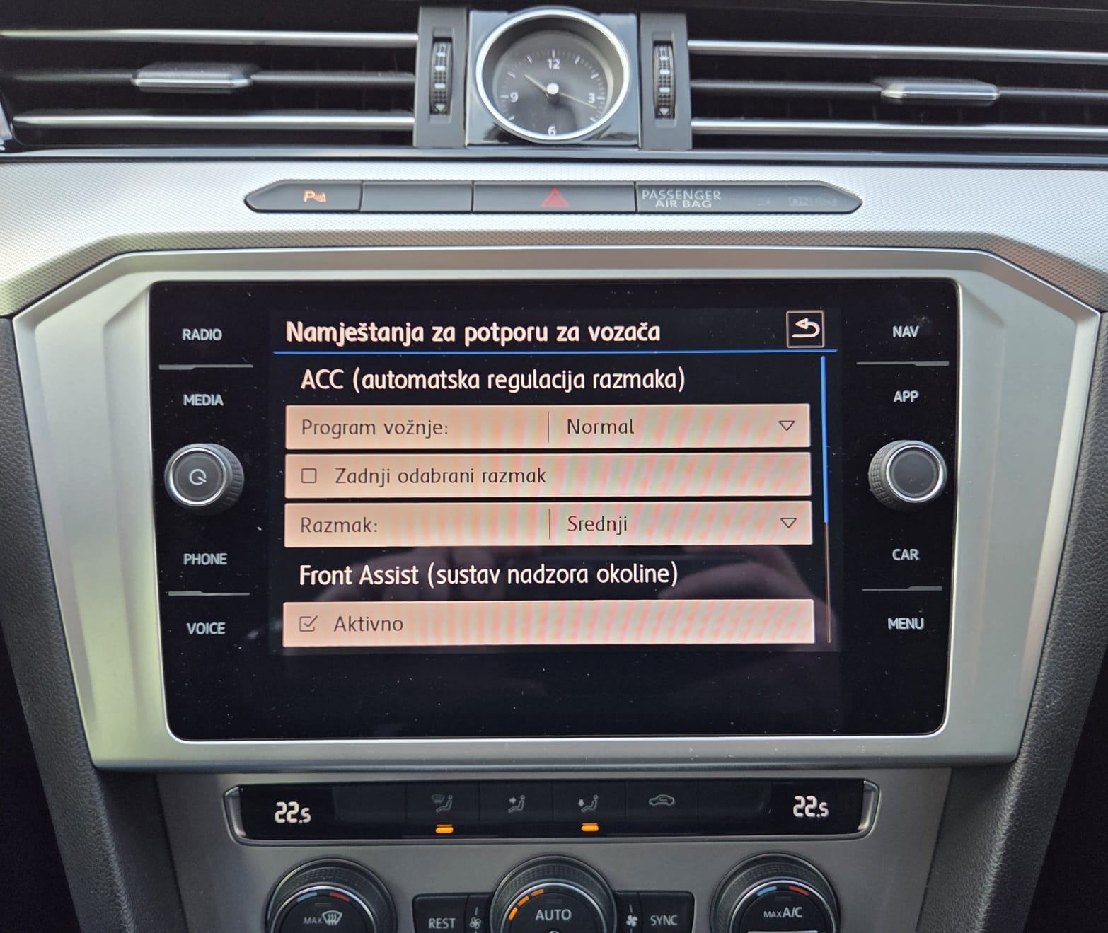 VW Passat Variant 2,0 TDI*COMFORTLINE*ALU NAVI KAMERA LED*GARANCIJA*, fotografija 17