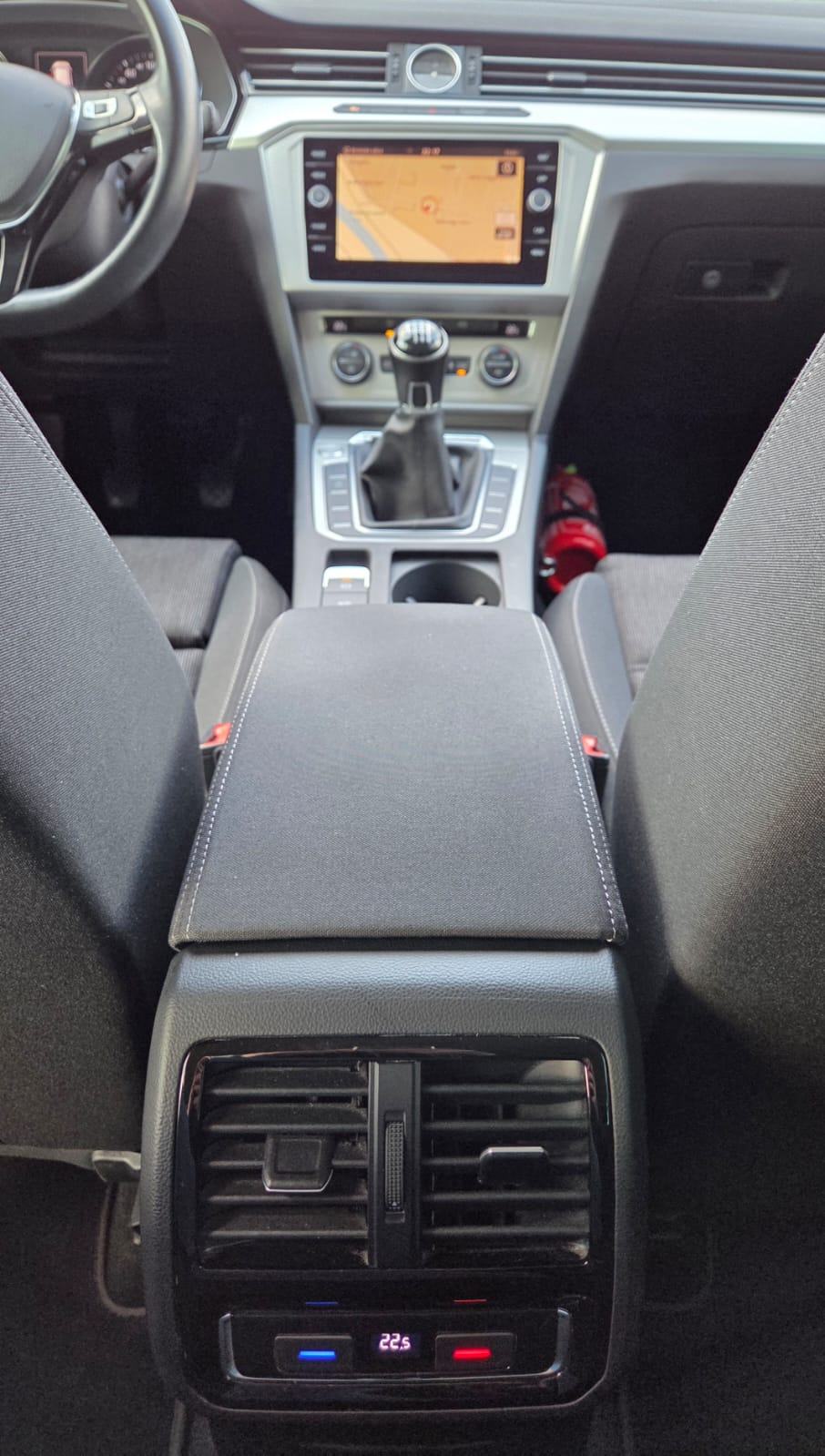 VW Passat Variant 2,0 TDI*COMFORTLINE*ALU NAVI KAMERA LED*GARANCIJA*, fotografija 20