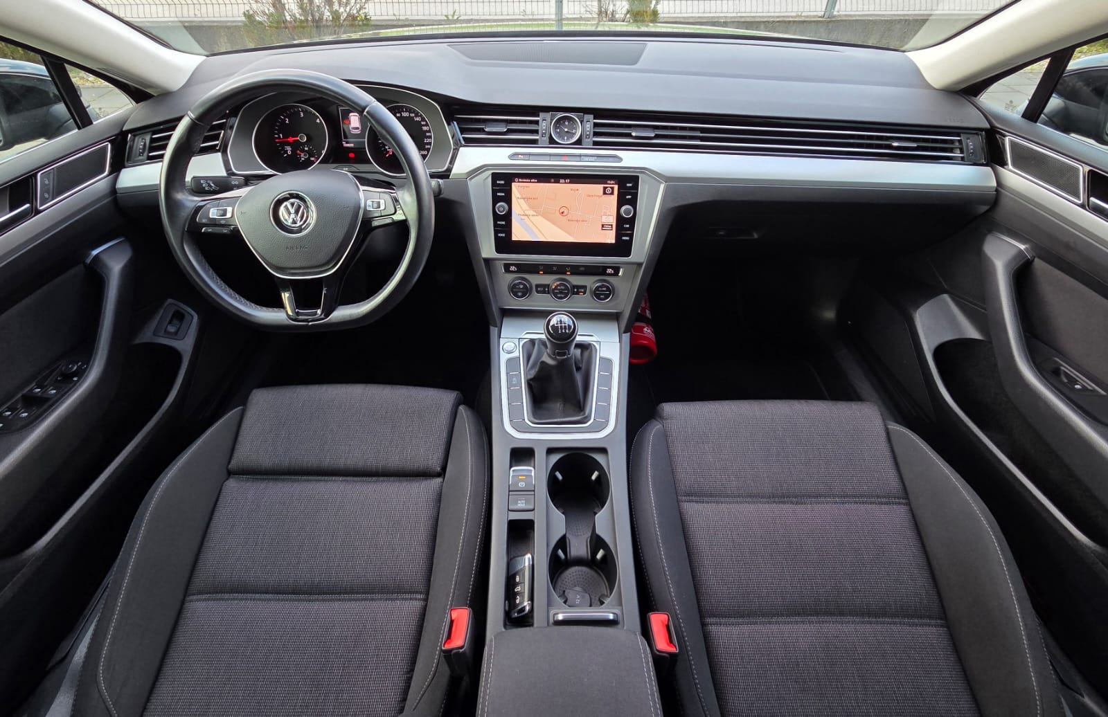 VW Passat Variant 2,0 TDI*COMFORTLINE*ALU NAVI KAMERA LED*GARANCIJA*, fotografija 7