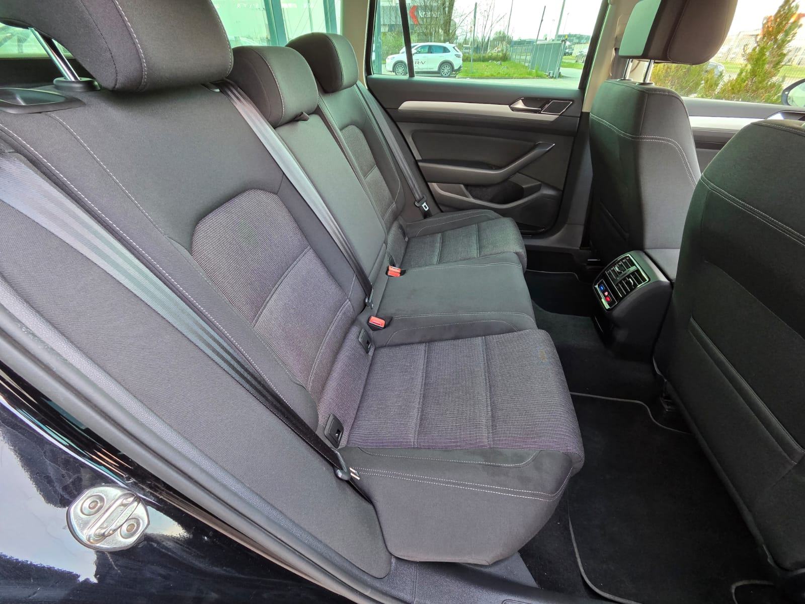 VW Passat Variant 2,0 TDI*COMFORTLINE*ALU NAVI KAMERA LED*GARANCIJA*, fotografija 12