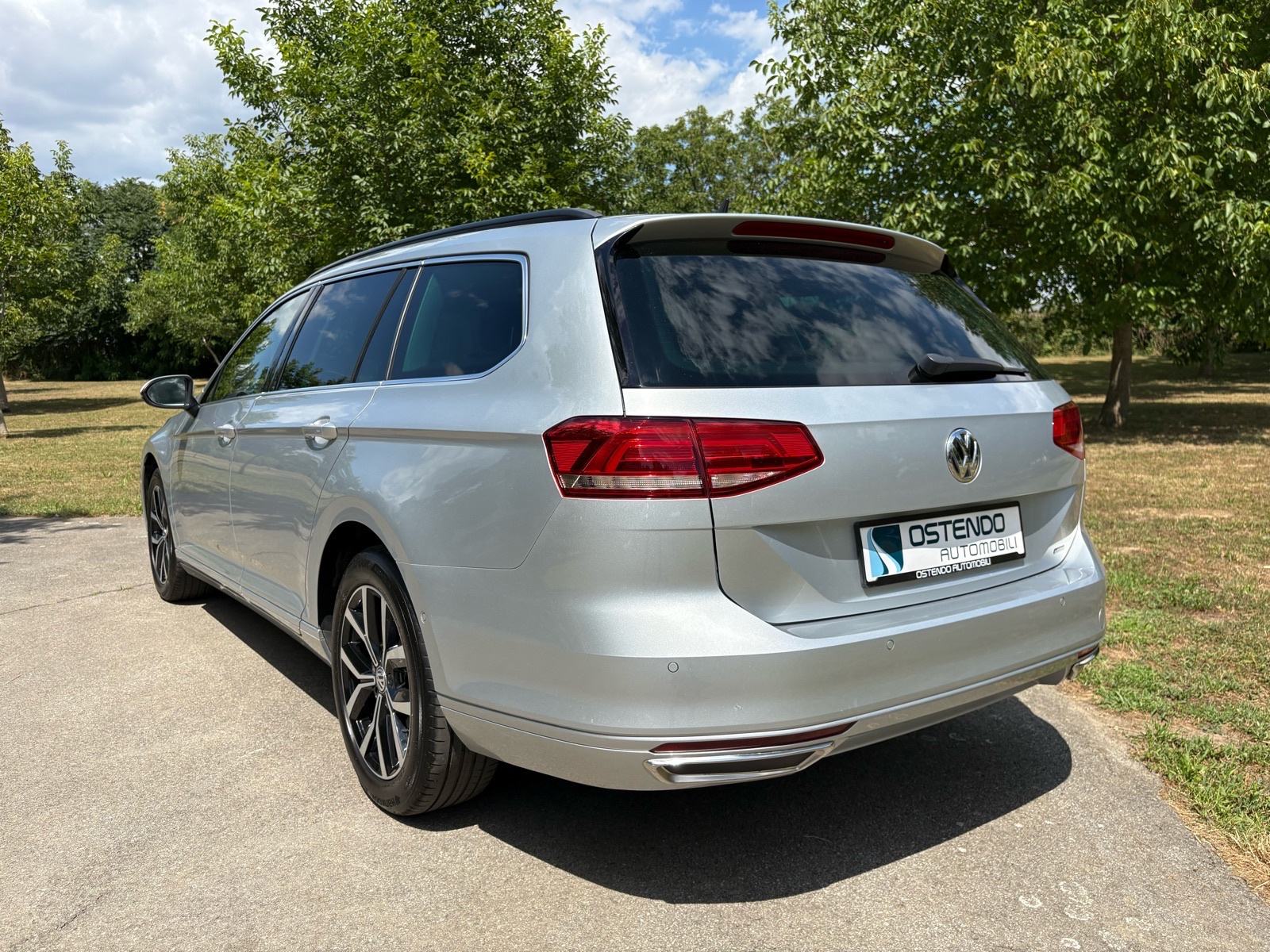 VW Passat Variant 2,0 TDI COMFORTLINE - TECH, fotografija 3