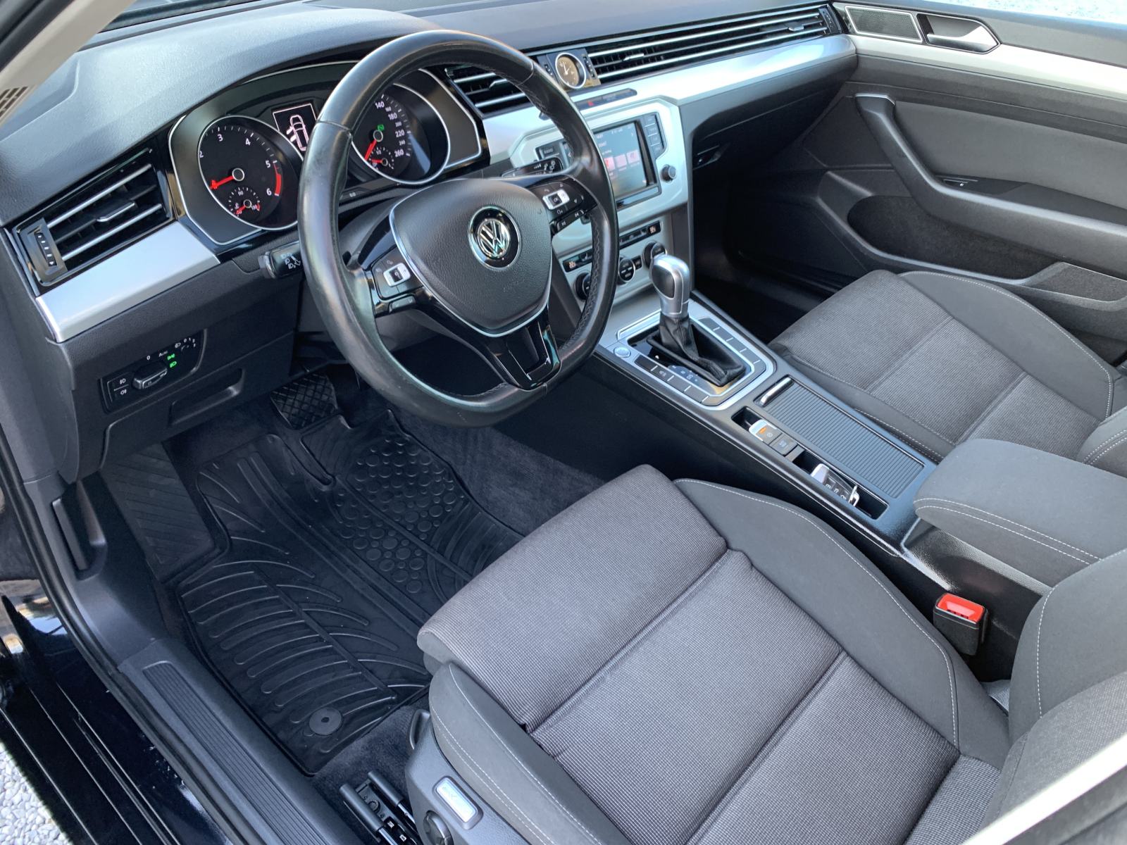 VW Passat Variant 2,0 TDI DSG BMT *ComfortLine* Garancija 12 mj.*, fotografija 9