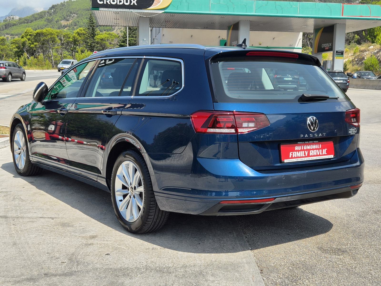 VW Passat Variant 2,0 TDI DSG Business*2023g*ACC Radar*F1*, fotografija 5