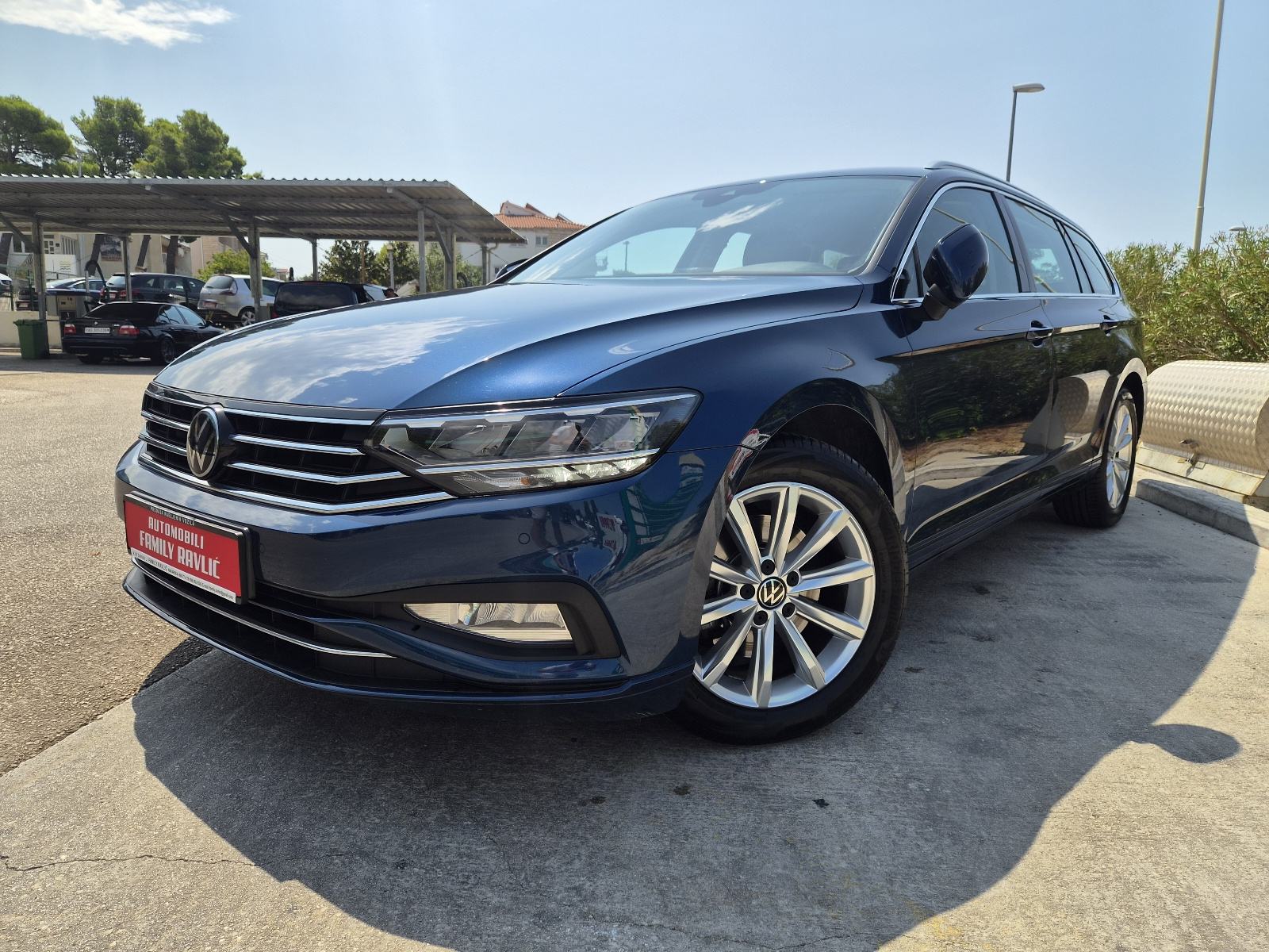 VW Passat Variant 2,0 TDI DSG Business*2023g*ACC Radar*F1*, fotografija 6