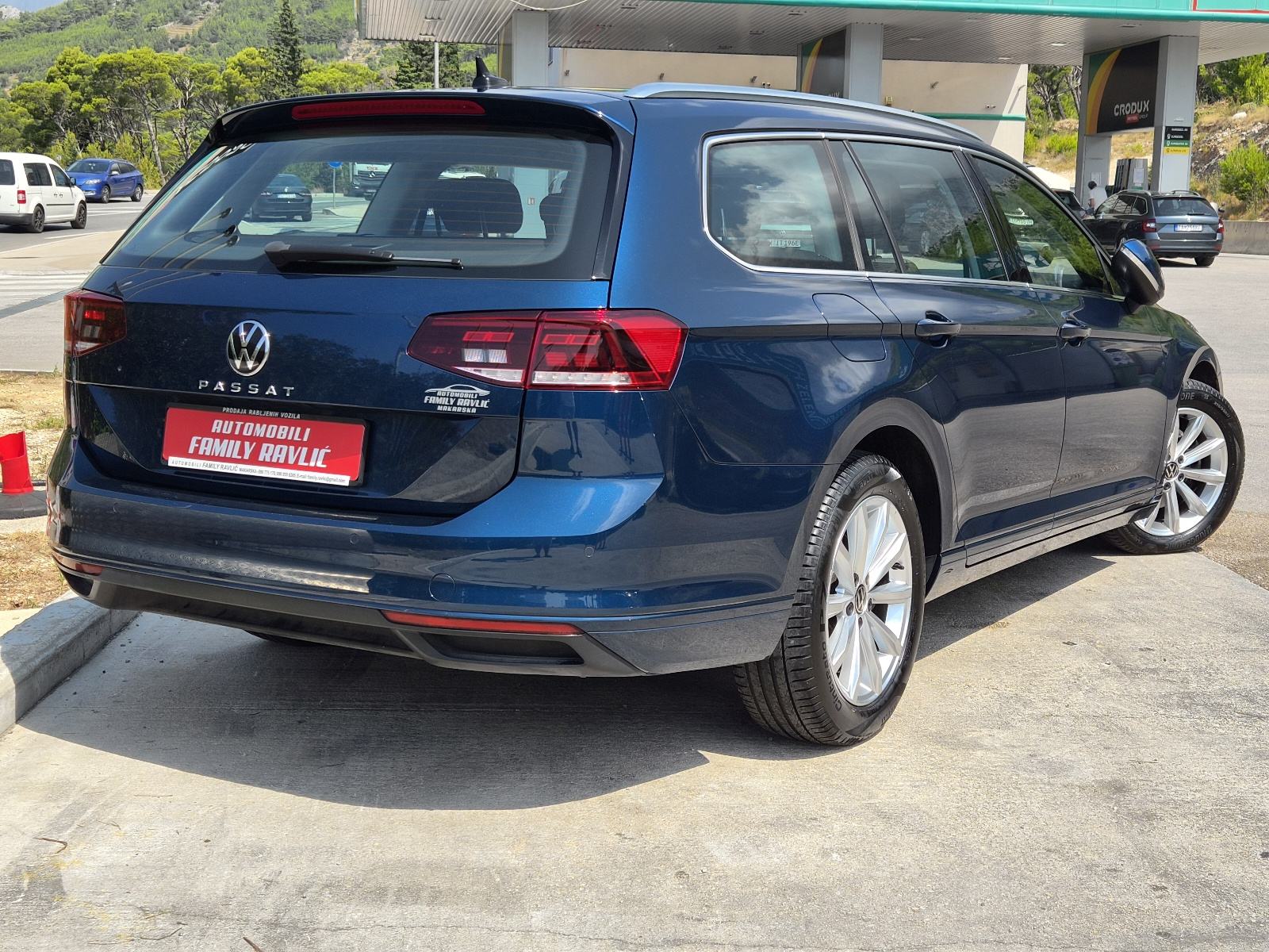VW Passat Variant 2,0 TDI DSG Business*2023g*ACC Radar*F1*, fotografija 8