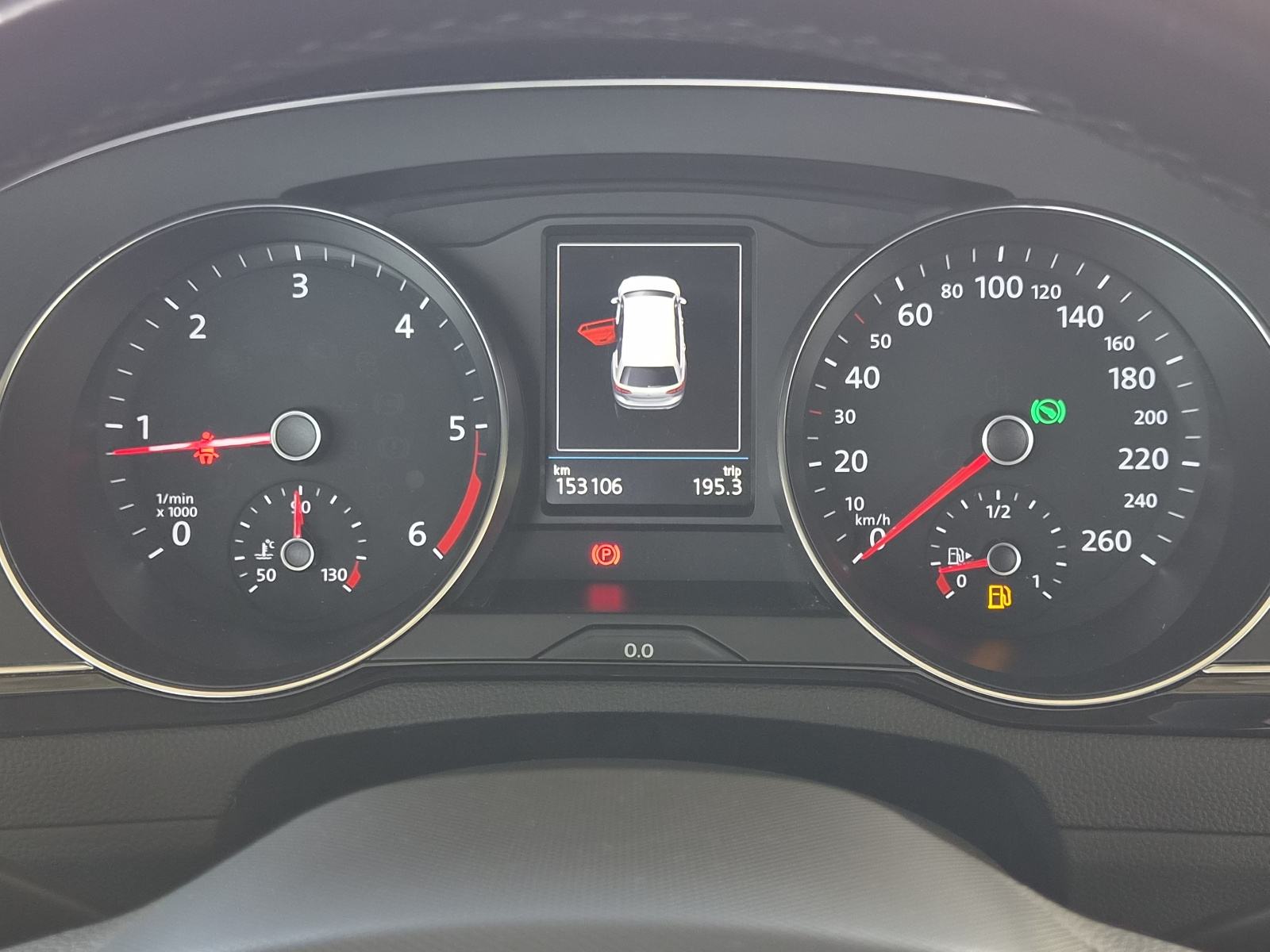 VW Passat Variant 2,0 TDI DSG Business*2023g*ACC Radar*F1*, fotografija 15