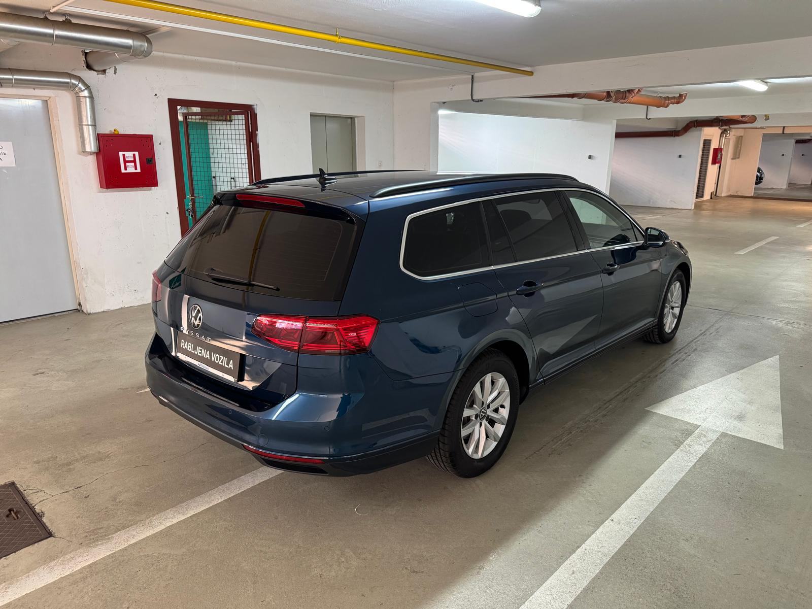 VW Passat Variant 2,0 TDI**DSG**GARANCIJA 1GOD**9000KM**IQ LIGHT**LED*, fotografija 5