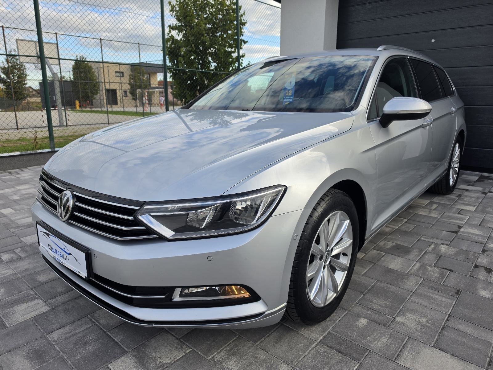 VW Passat Variant 2,0 TDI DSG HIGHLINE NAVI KAMERA KEYLESS *GARANCIJA*, fotografija 1