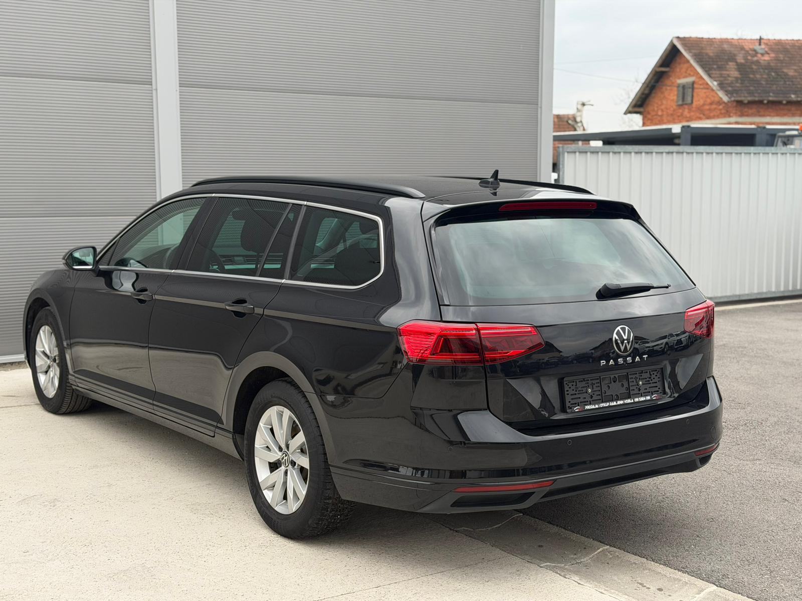 VW Passat Variant 2,0 TDI DSG--MATRIX--AMBIENT--NAVI--KAMERA, fotografija 9