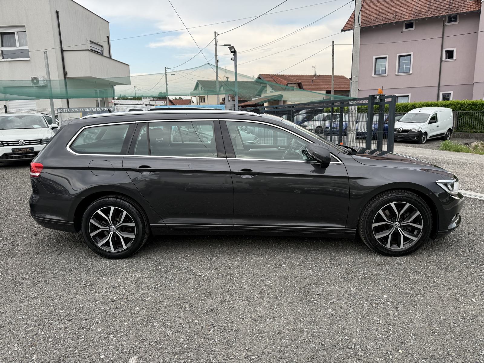 VW Passat Variant 2,0 TDI DSG,NAVI,PDC,LED,ALU 17",JAMSTVO,KAO NOV!!!, fotografija 9