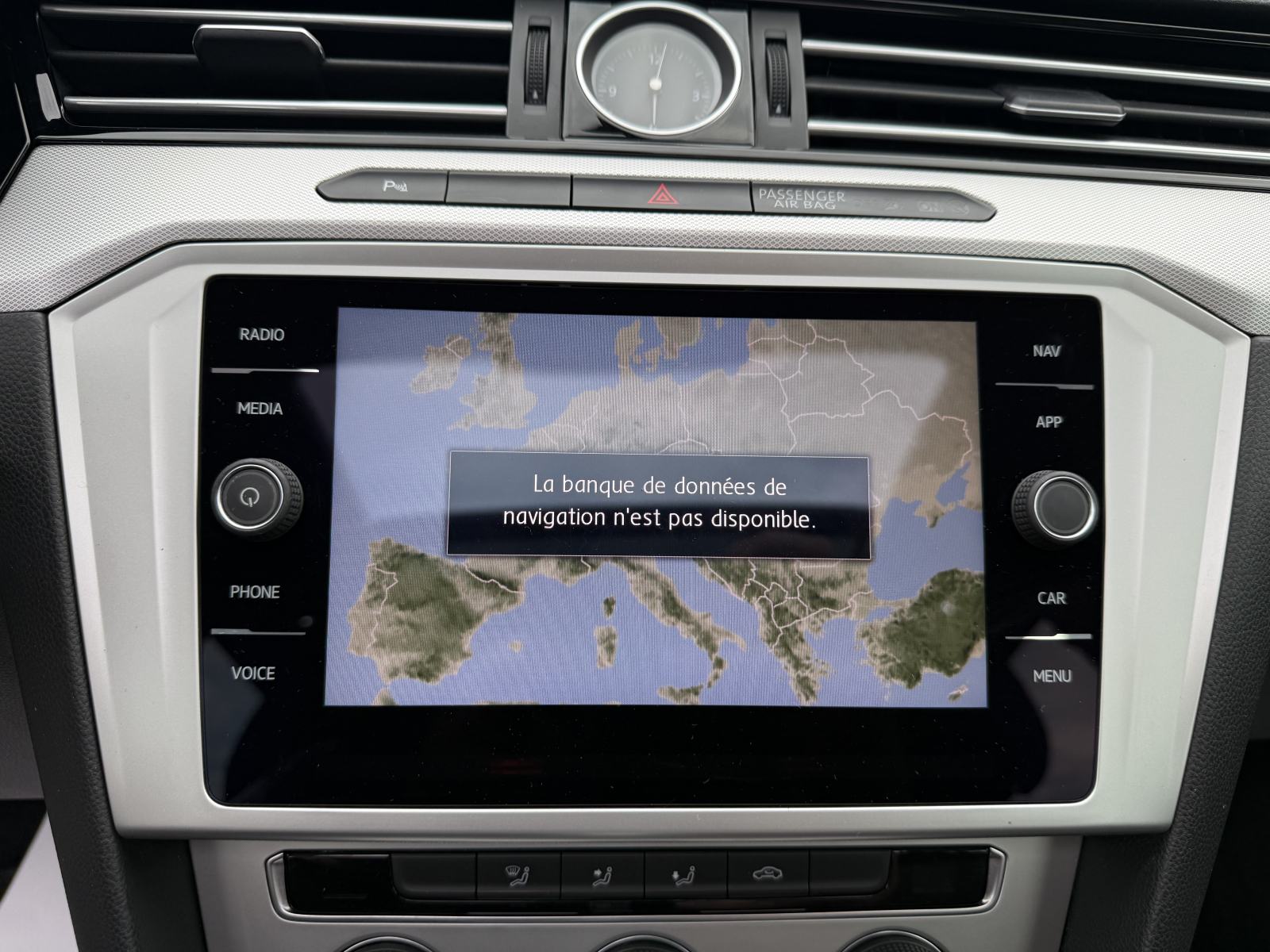 VW Passat Variant 2,0 TDI DSG,NAVI,PDC,LED,ALU 17",JAMSTVO,KAO NOV!!!, fotografija 14