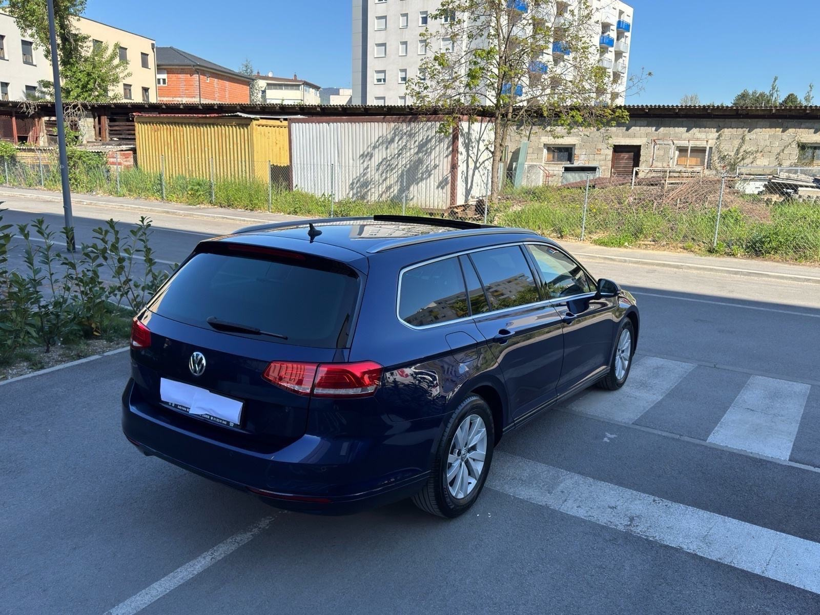 VW Passat 2,0 TDI Variant*BUSSINES*DSG*PANO*VIRT*MATRI*KUK*DYN*KAM*FUL, fotografija 9