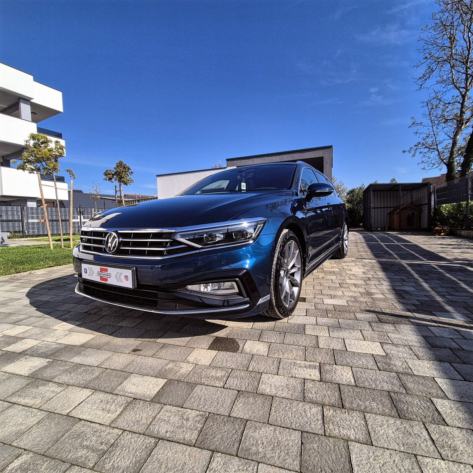 VW Passat Variant 2,0 TDI DSG R line Matrix|Pano|ACC|KAM|NAV| JAMSTVO, fotografija 2