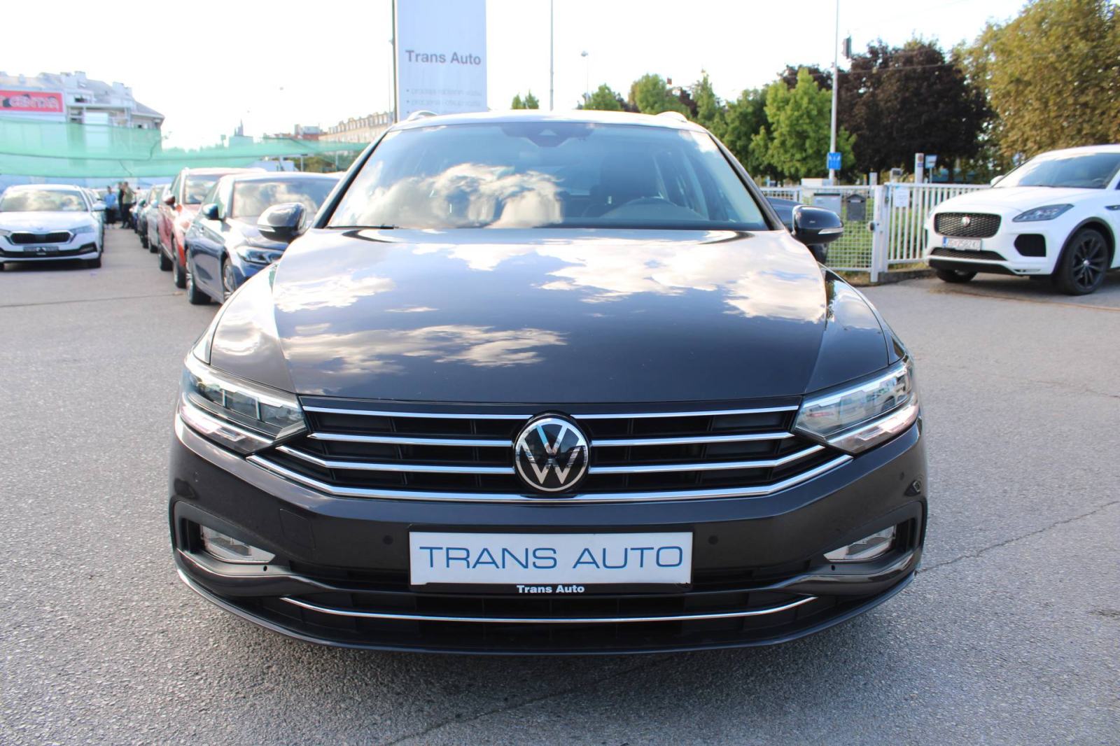 VW Passat Variant 2.0 TDi DSG *VIRTUAL, LED, NAVIGACIJA*, fotografija 2