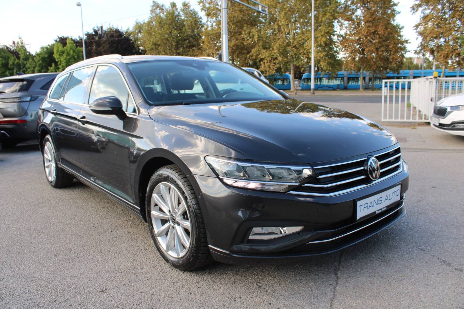 VW Passat Variant 2.0 TDi DSG *VIRTUAL, LED, NAVIGACIJA*, fotografija 3