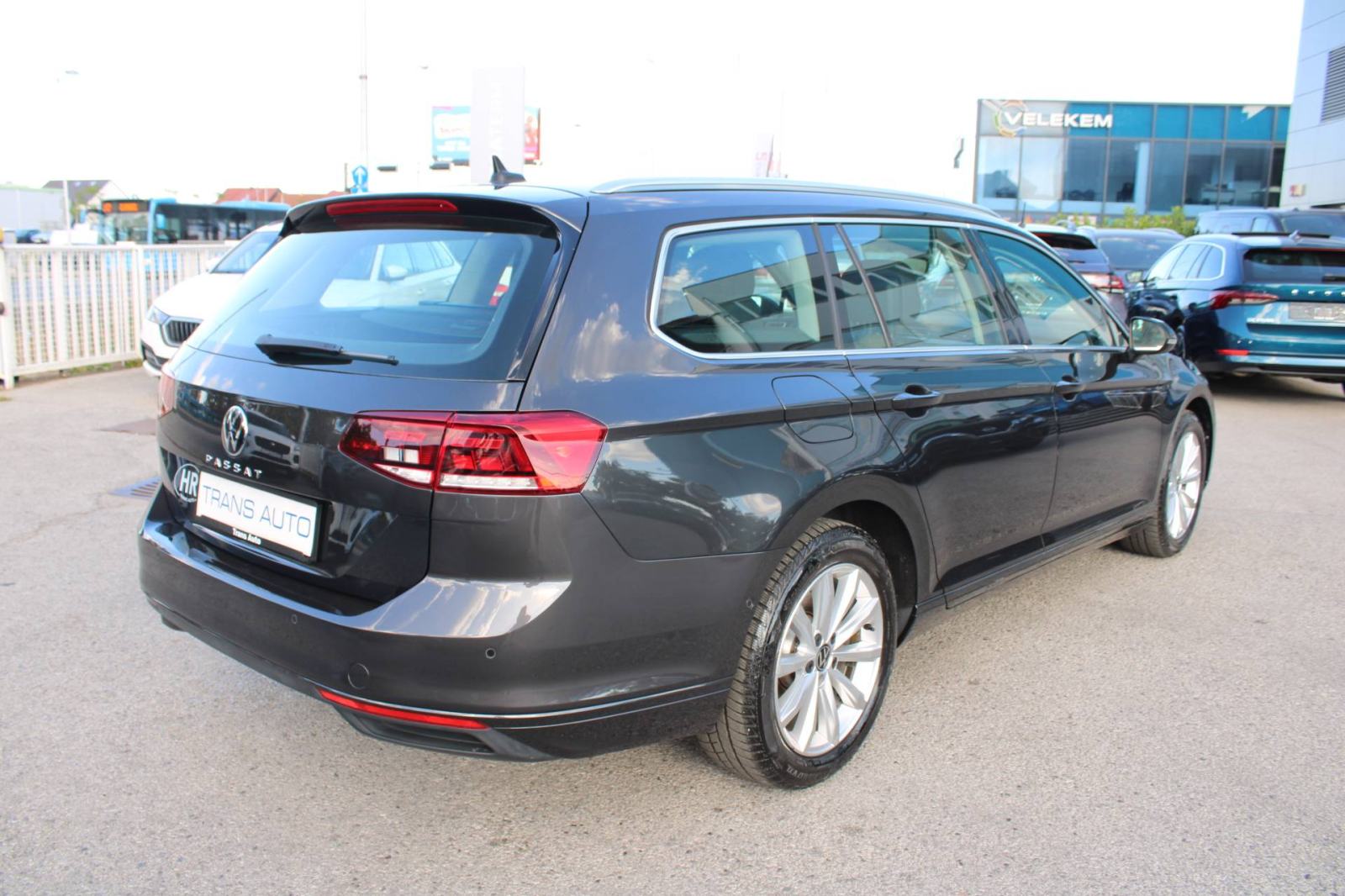 VW Passat Variant 2.0 TDi DSG *VIRTUAL, LED, NAVIGACIJA*, fotografija 5