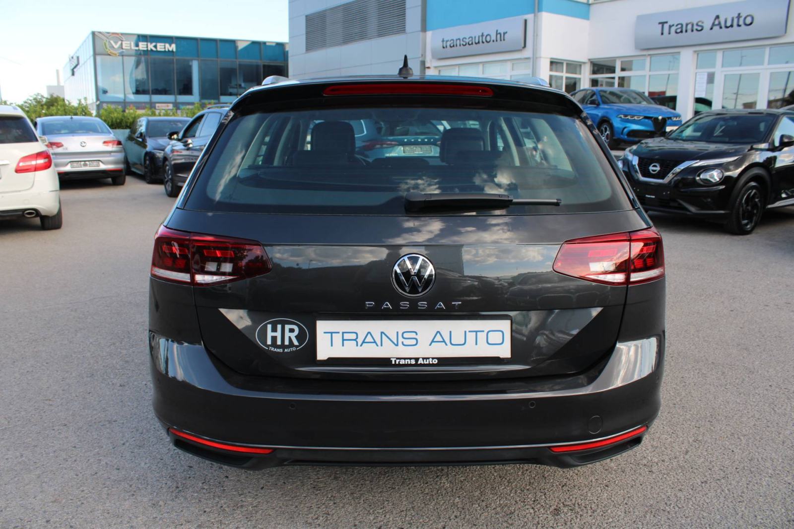 VW Passat Variant 2.0 TDi DSG *VIRTUAL, LED, NAVIGACIJA*, fotografija 6