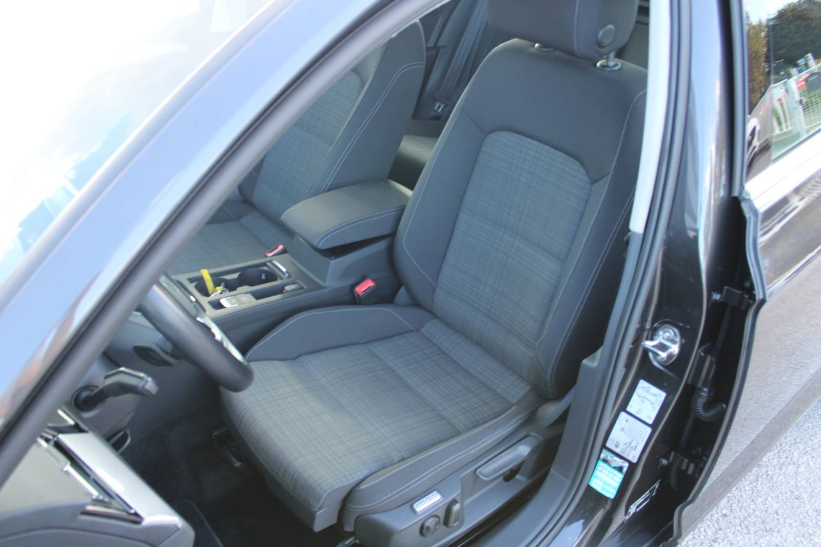 VW Passat Variant 2.0 TDi DSG *VIRTUAL, LED, NAVIGACIJA*, fotografija 10