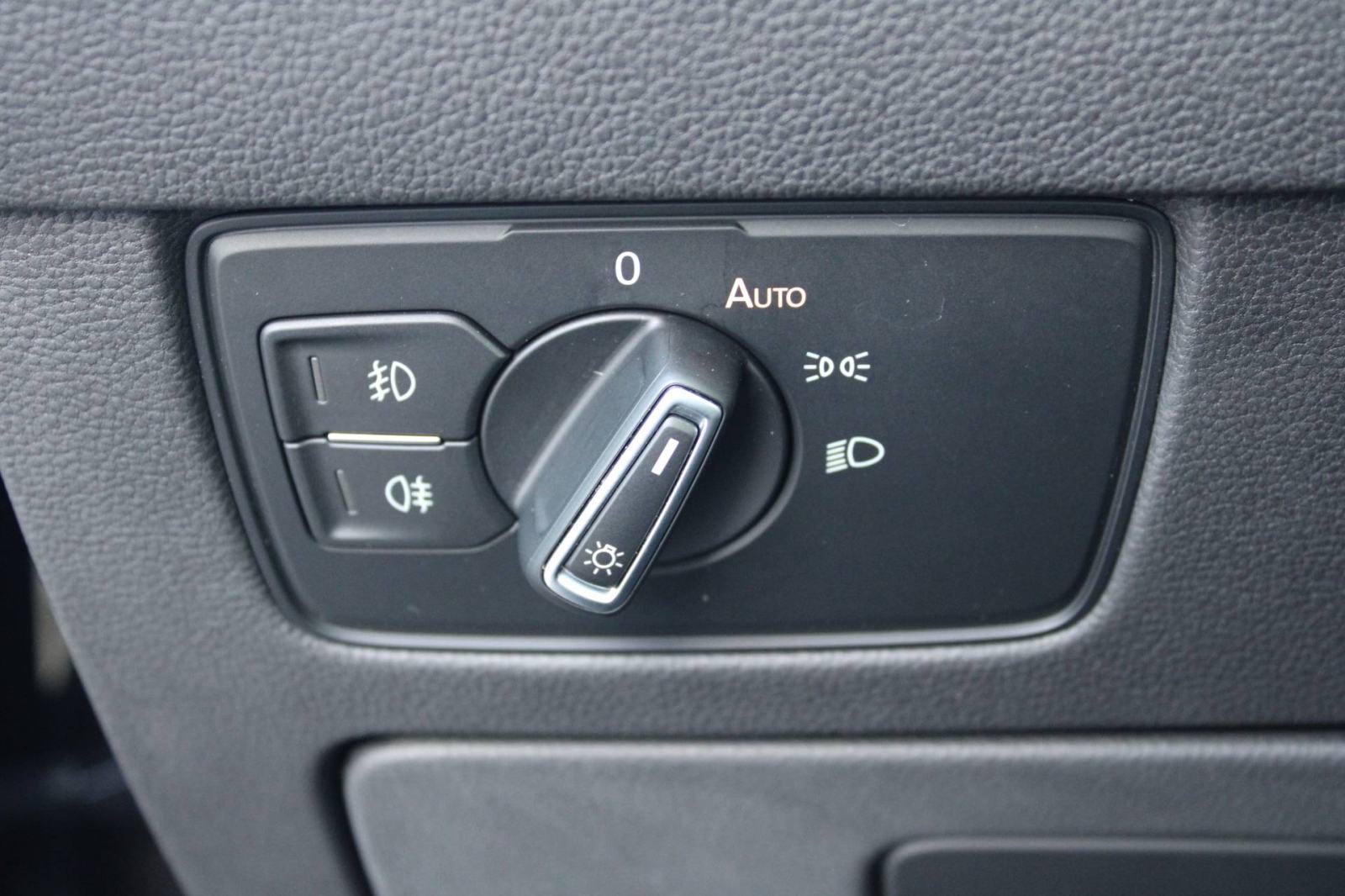 VW Passat Variant 2.0 TDi DSG *VIRTUAL, LED, NAVIGACIJA*, fotografija 15