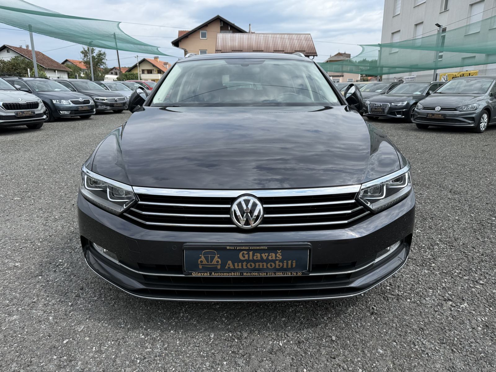 VW Passat Variant 2,0 TDI HIGHLINE,NAVI,PDC,LED,ALU 17",VELIKI SERVIS!, fotografija 2