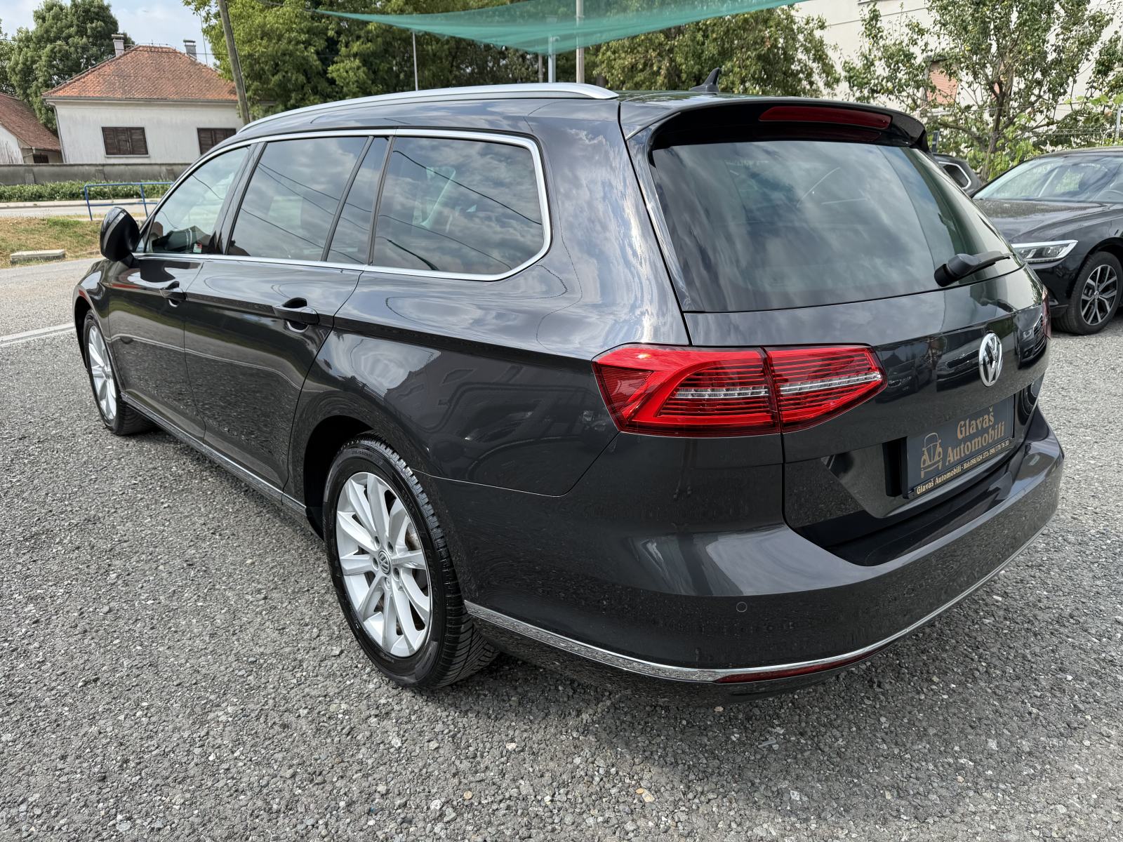 VW Passat Variant 2,0 TDI HIGHLINE,NAVI,PDC,LED,ALU 17",VELIKI SERVIS!, fotografija 5