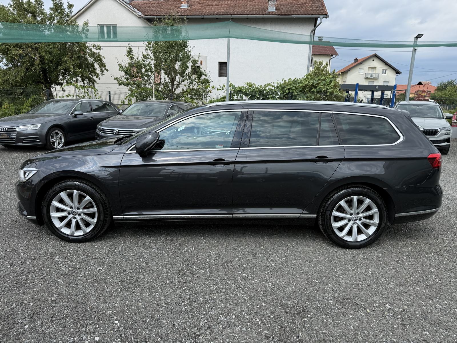 VW Passat Variant 2,0 TDI HIGHLINE,NAVI,PDC,LED,ALU 17",VELIKI SERVIS!, fotografija 4