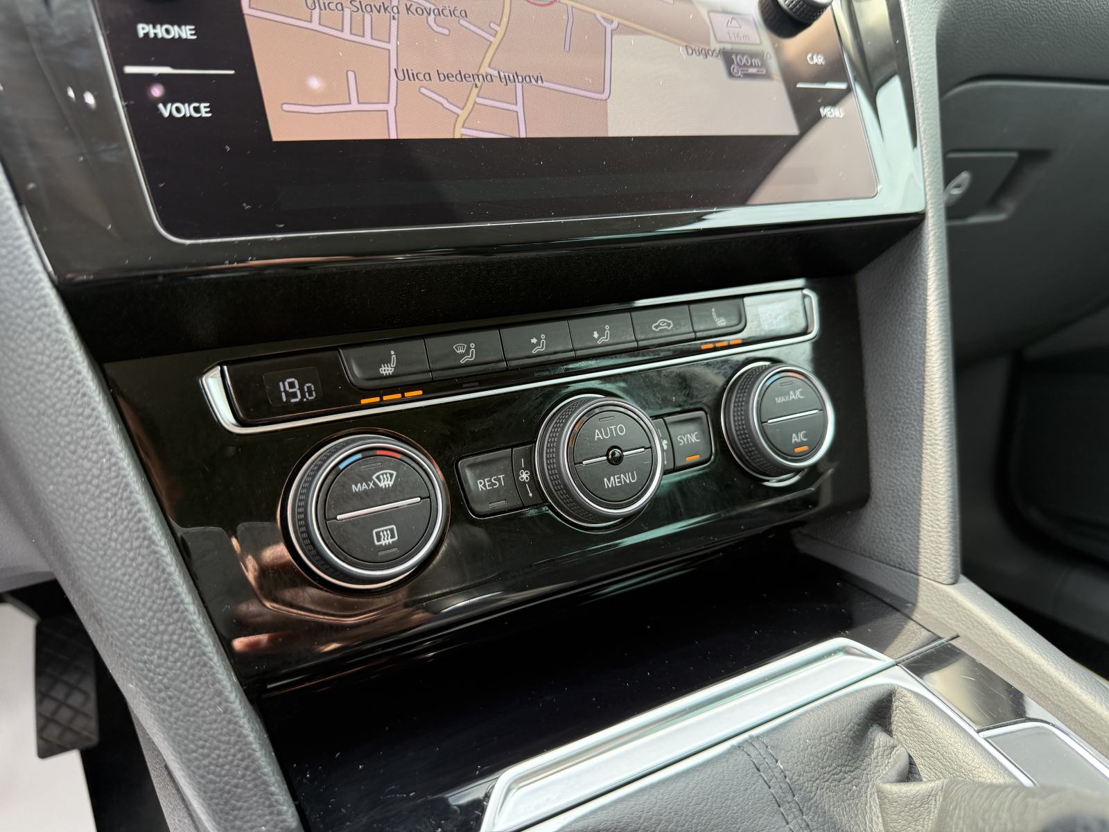 VW Passat Variant 2,0 TDI HIGHLINE,NAVI,PDC,LED,ALU 17",VELIKI SERVIS!, fotografija 15