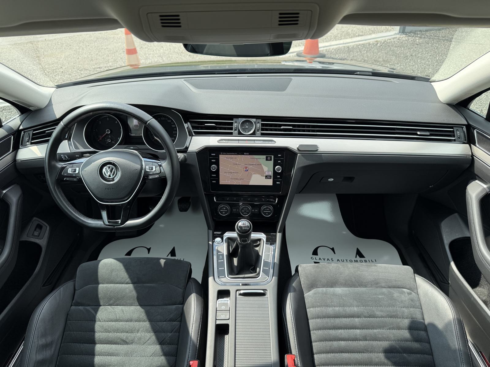 VW Passat Variant 2,0 TDI HIGHLINE,NAVI,PDC,LED,ALU 17",VELIKI SERVIS!, fotografija 16