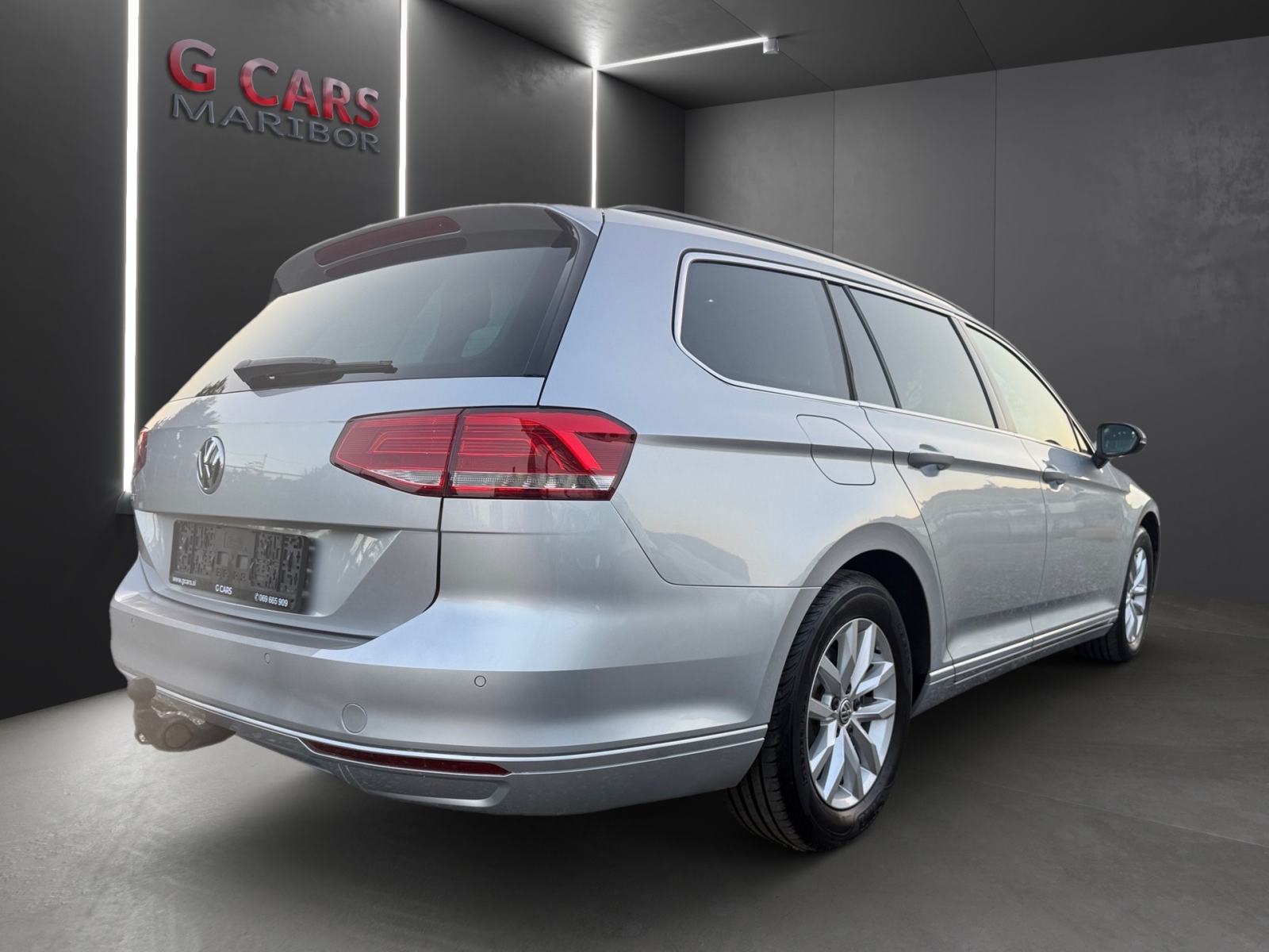 VW Passat Variant 2,0 TDI NAVI TEMP KAMERA KLJUKA, fotografija 4