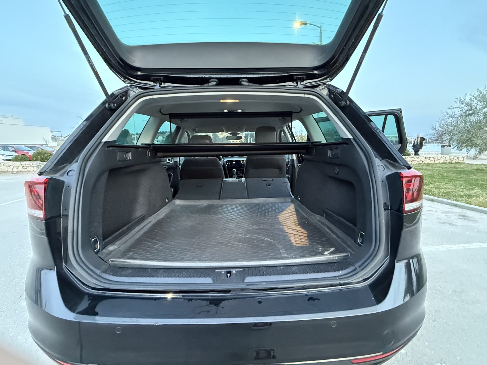 VW Passat Variant Business 2.0 TDI 150 ks u pdv ,, fotografija 8
