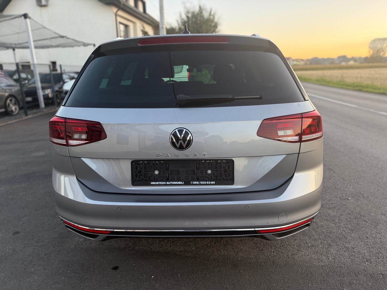 VW Passat Variant 2,0 TDI DSG • 2022g • VIRTUAL KOKPIT • EKSTRA OPREMA, fotografija 6