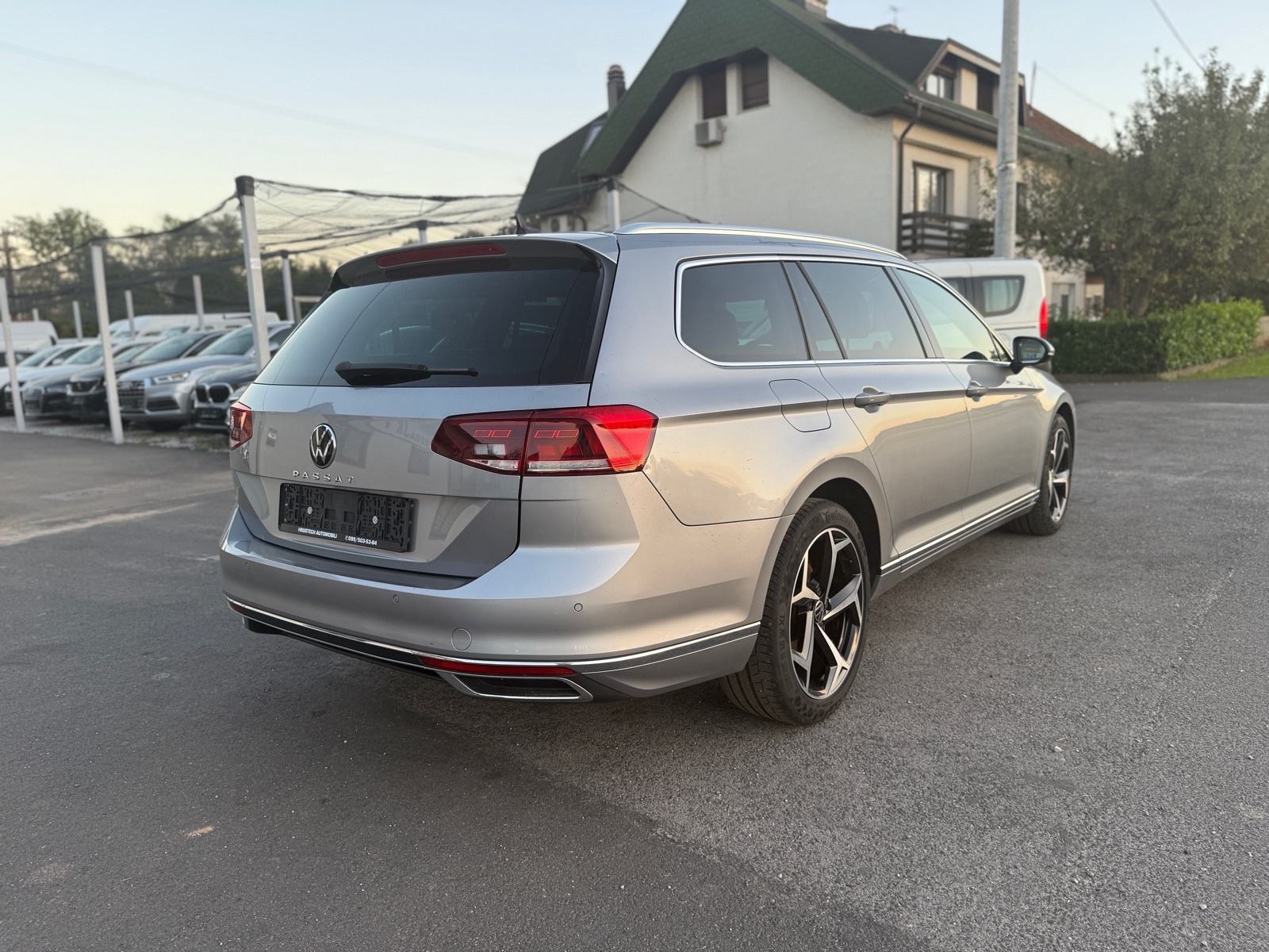 VW Passat Variant 2,0 TDI DSG • 2022g • VIRTUAL KOKPIT • EKSTRA OPREMA, fotografija 7