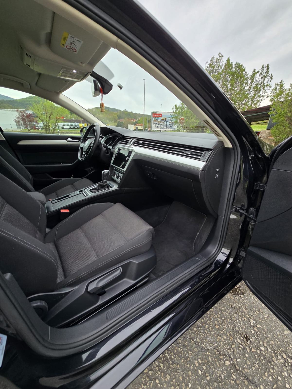 VW Passat Variant 2,0 TDI, 150KS, DSG, Adaptivni t. ODLIČAN! -popust, pogled izvana - slika 2