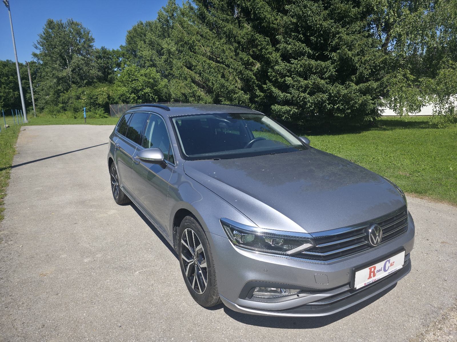 VW Passat Variant 2,0 TDI,led,navi,pdc,rata leasing 250e, fotografija 2