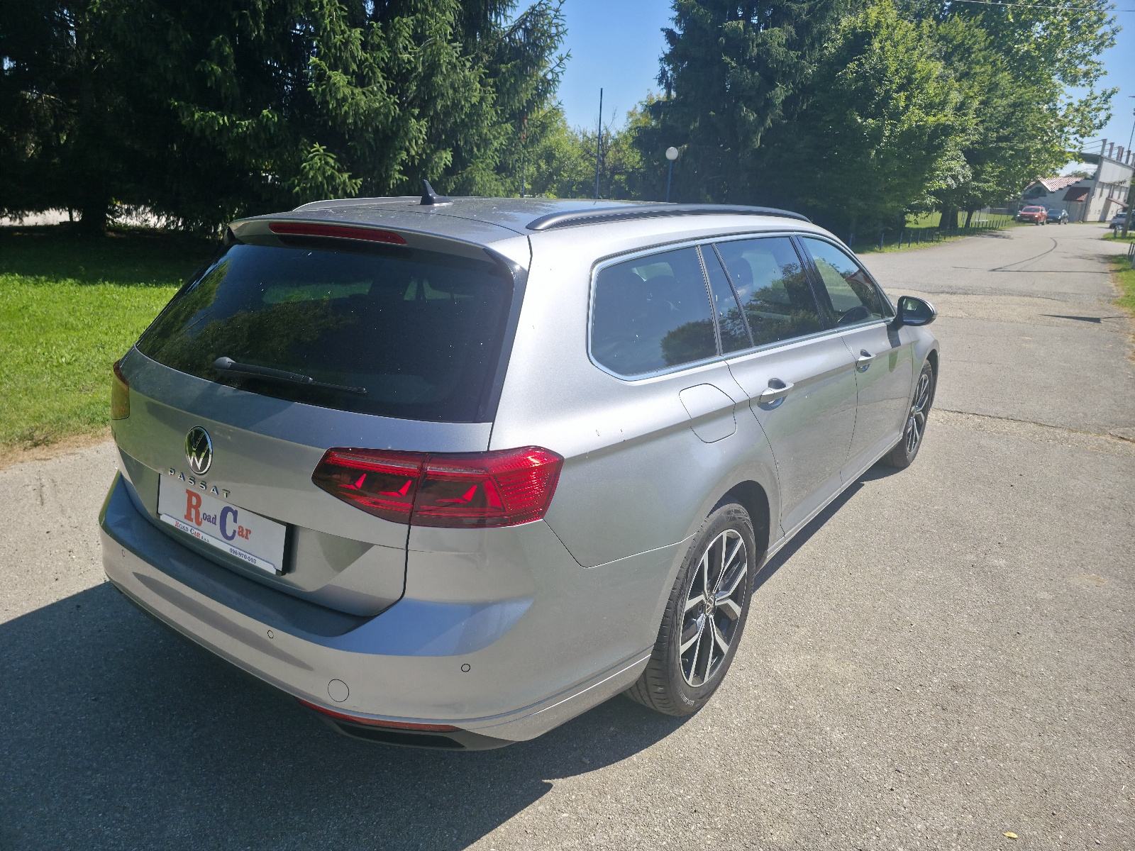VW Passat Variant 2,0 TDI,led,navi,pdc,rata leasing 250e, fotografija 4