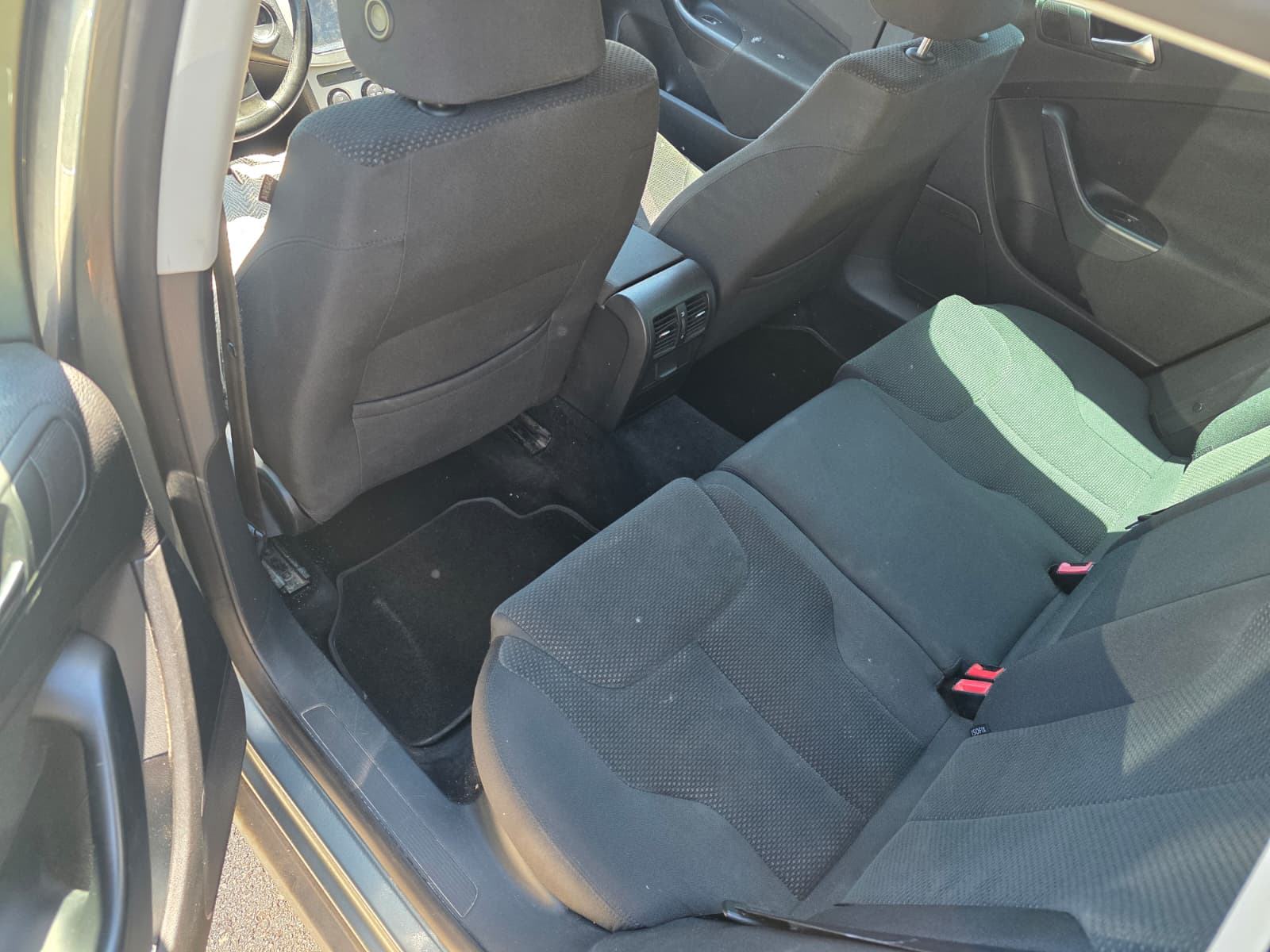 VW Passat Variant 2,0 TDI, fotografija 12