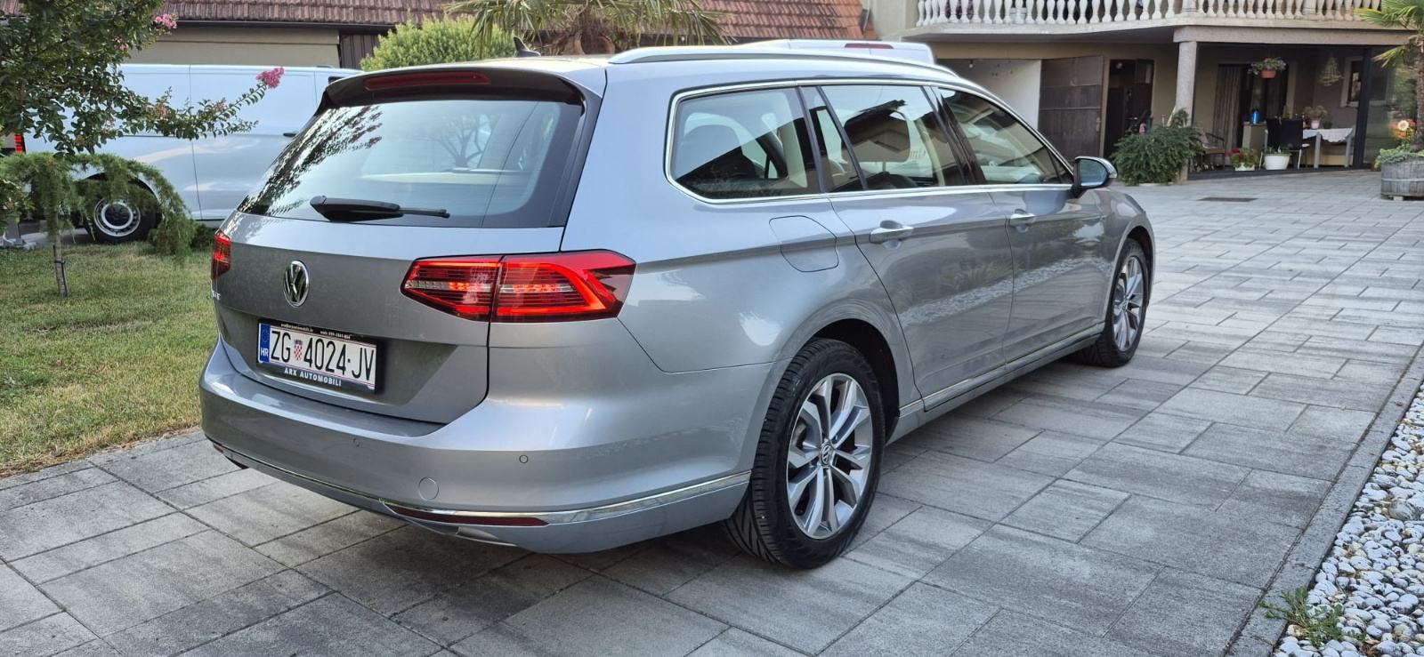 VW Passat Variant 2,0 TDI, fotografija 3