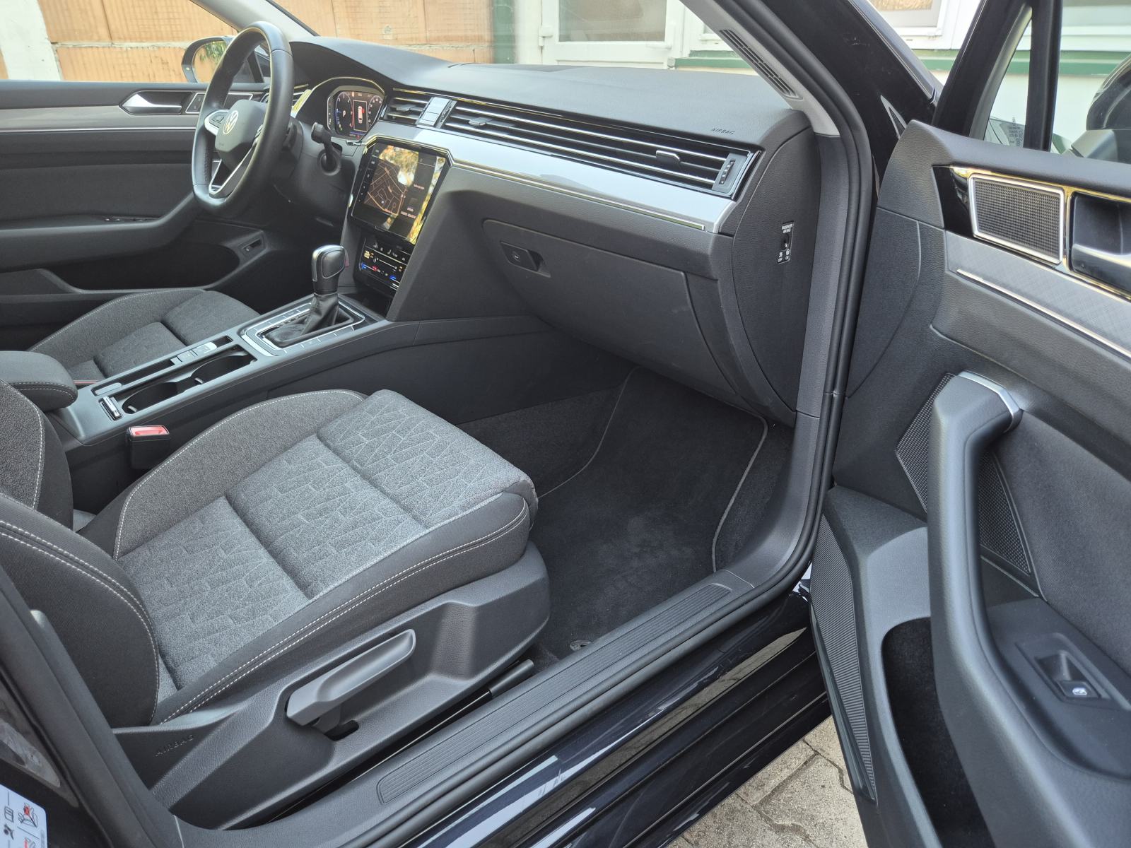 VW Passat Variant 2,0 TDI Style Business DSG, fotografija 7