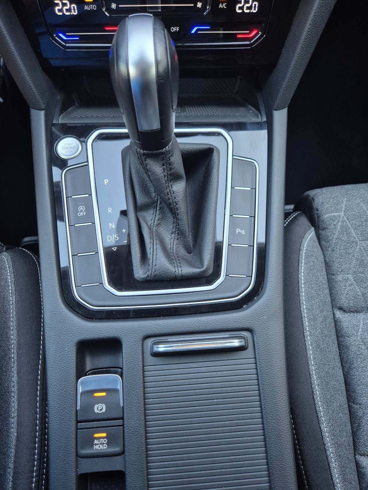 VW Passat Variant 2,0 TDI Style Business DSG, fotografija 19