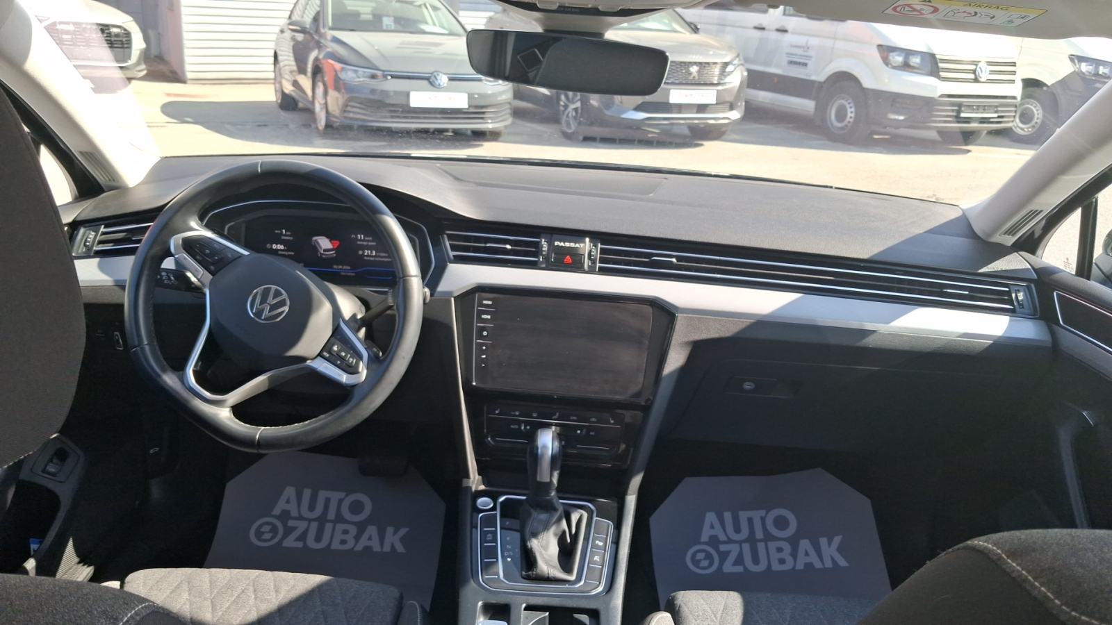 VW PASSAT Variant 2023 • PREMIUM jamstvo • AutoZubak Rabljena, fotografija 11