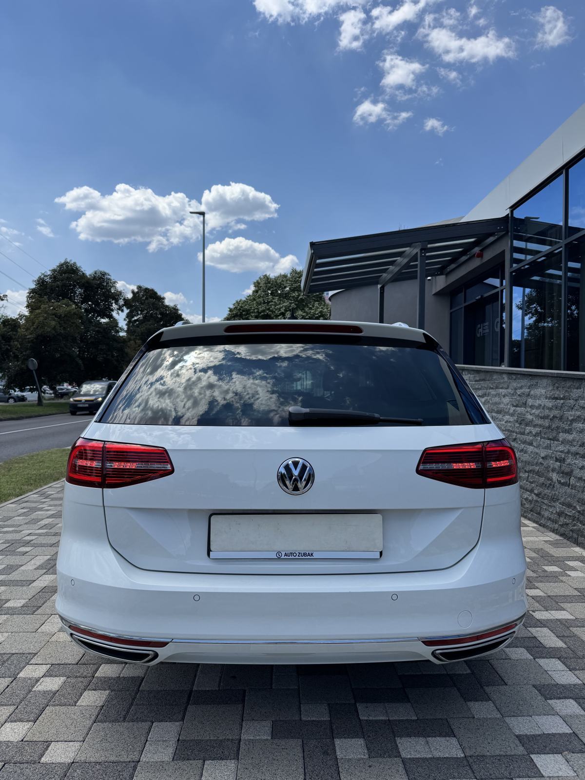 VW Passat Variant 4x4 2,0 TDI DSG 176 kw - HR AUTO - FULL OPREMA !!, fotografija 9