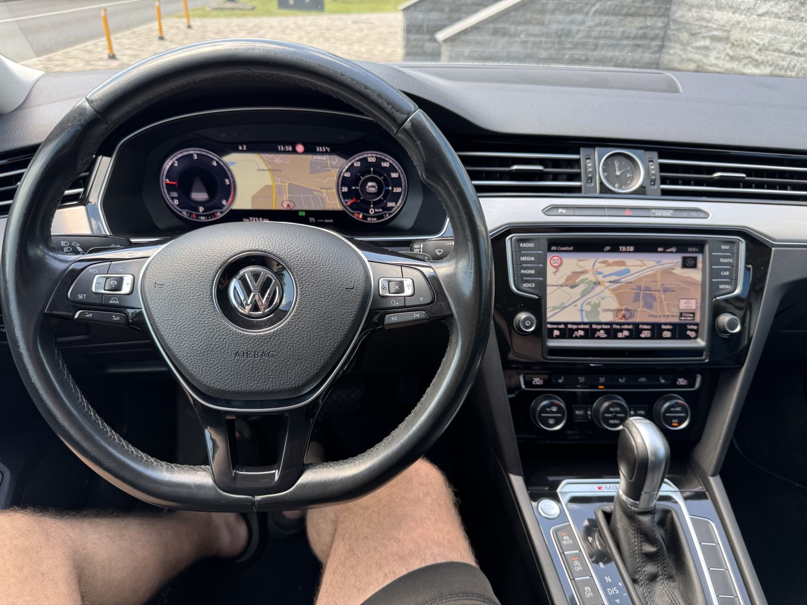 VW Passat Variant 4x4 2,0 TDI DSG 176 kw - HR AUTO - FULL OPREMA !!, fotografija 14