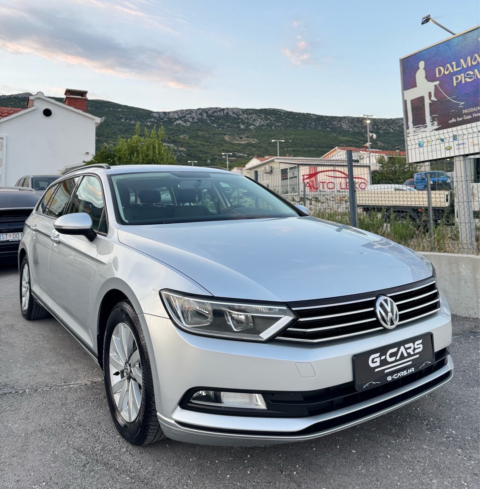 VW Passat Variant B8 1,6 TDI —Mod 2016—REG.GOD.DANA—NAPRAVLJEN SERVIS!, fotografija 12