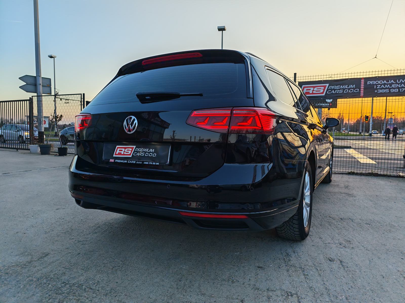 VW PASSAT VARIANT TDI 150KS DSG MATRIX LED REGA 12/26 NAVI KLIMA ALU16, fotografija 11
