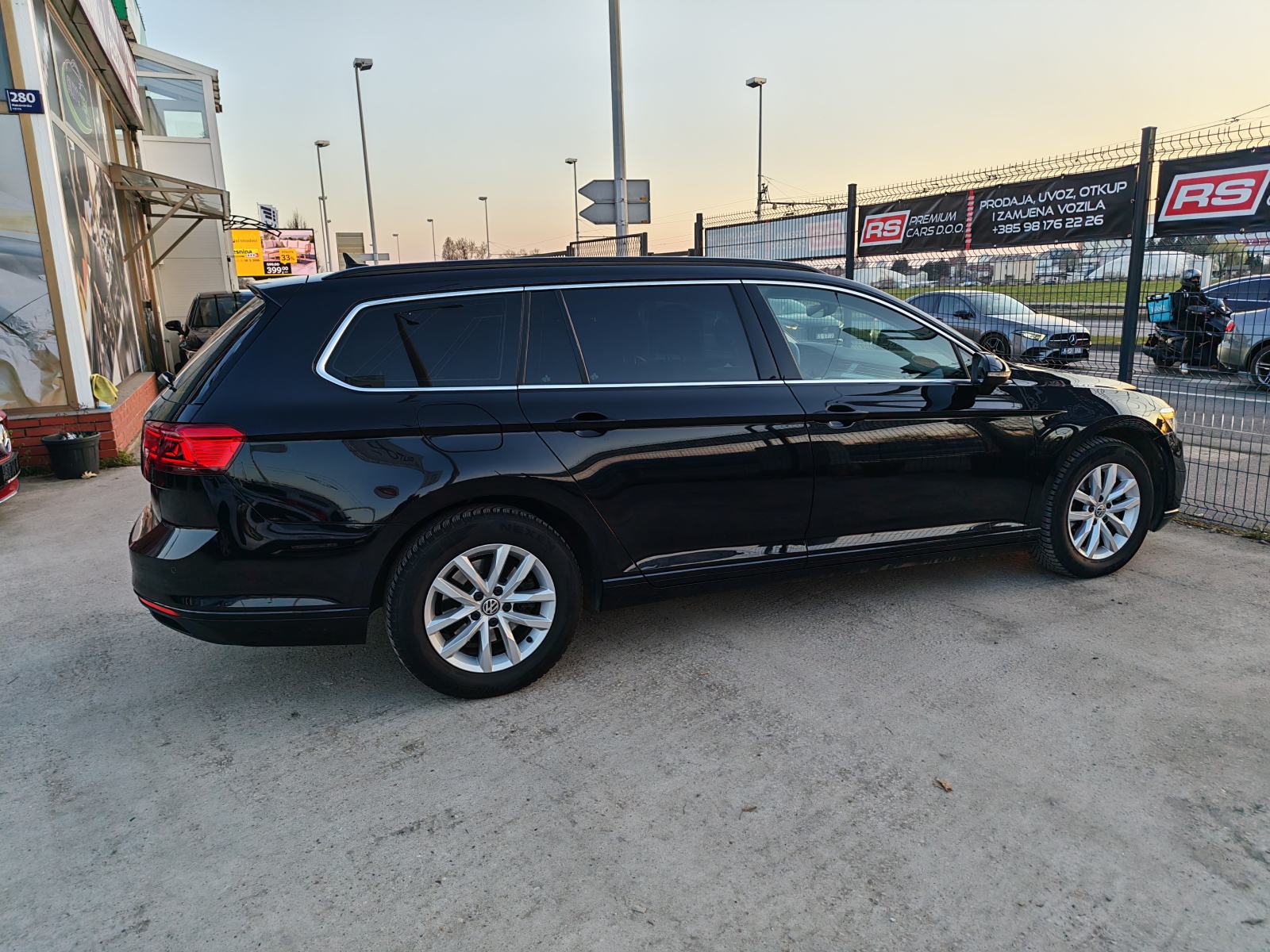 VW PASSAT VARIANT TDI 150KS DSG MATRIX LED REGA 12/26 NAVI KLIMA ALU16, fotografija 17